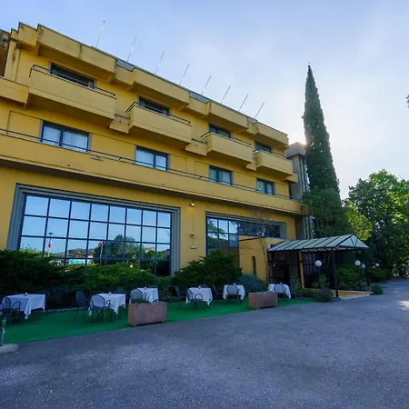 Hotel Cristallo Di La Rosetta Srl 4*