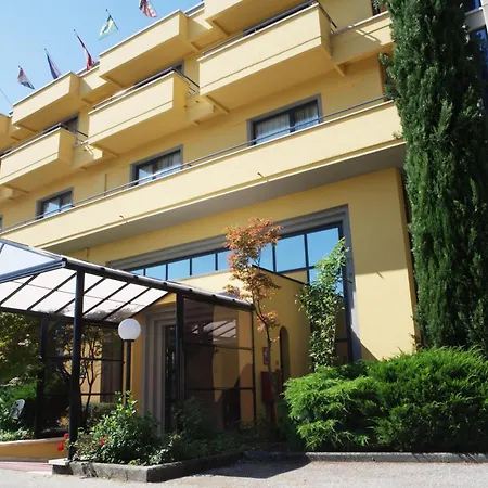 Cristallo Di La Rosetta Srl Hotel 4*