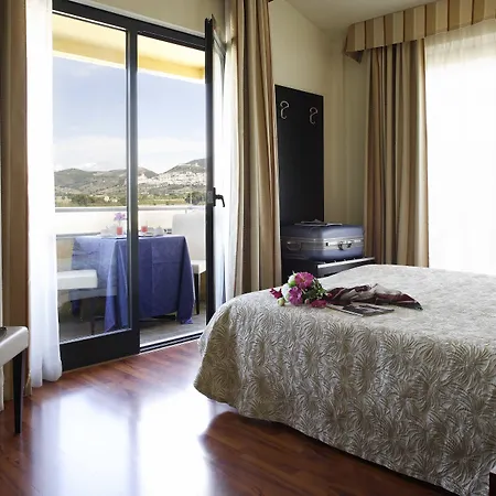Cristallo Otel 4*