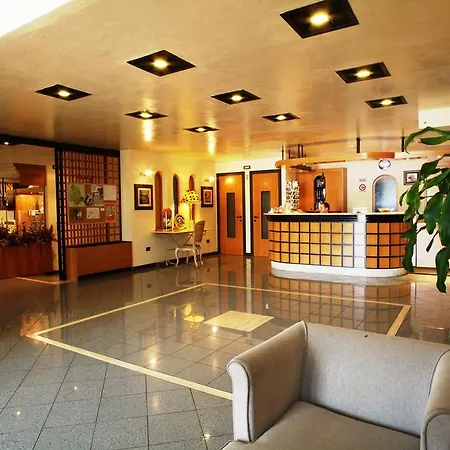 Cristallo Di La Rosetta Srl 4*