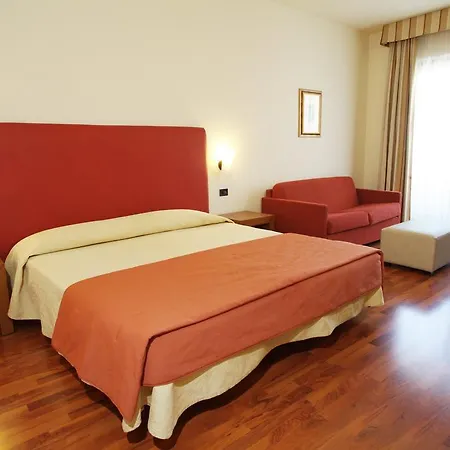 Cristallo 4*
