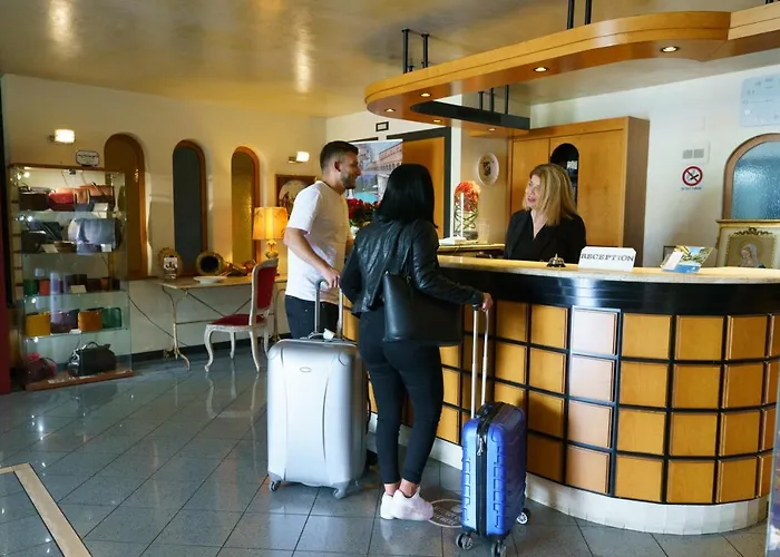 Hotel Cristallo Di La Rosetta Srl 4*