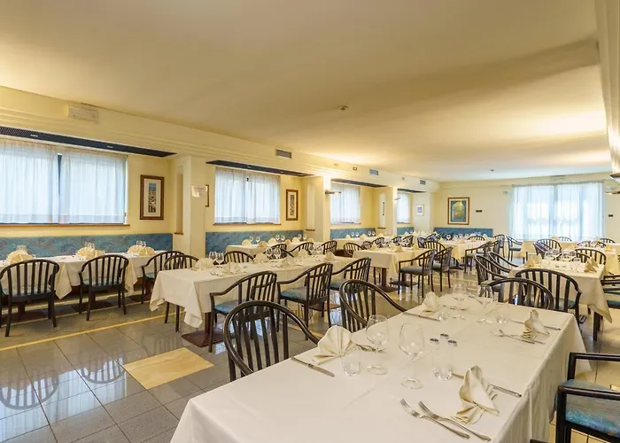 Hotel Cristallo Di La Rosetta Srl