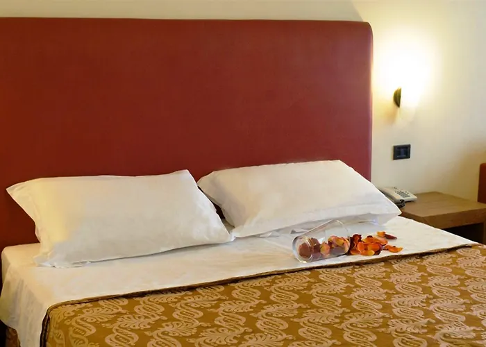 Ξενοδοχείο Cristallo Di La Rosetta Srl 4*