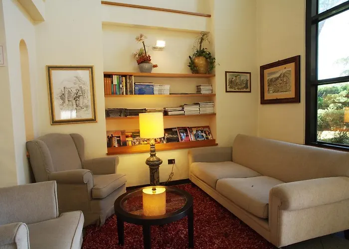 Hotel Cristallo Di La Rosetta Srl